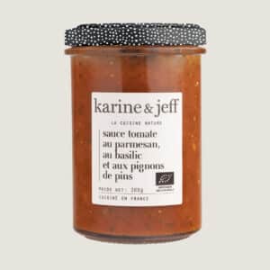 Tomato sauce with parmesan, basil and pine nuts
