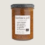 Tomato sauce with pumpkin seeds and cayenne pepper